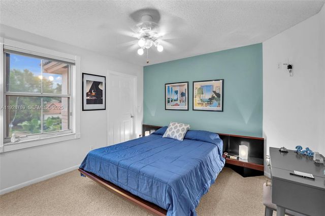 113 NW 73rd Ter, Plantation, FL 33317