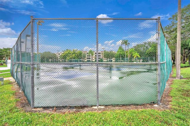 113 NW 73rd Ter, Plantation, FL 33317