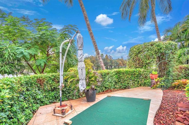 113 NW 73rd Ter, Plantation, FL 33317