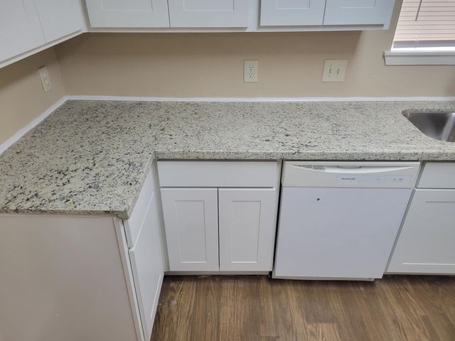 9915 Towne Brook Lane, Sugar Land, TX 77498