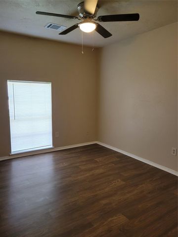 9915 Towne Brook Lane, Sugar Land, TX 77498