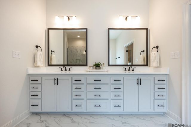 14241 Spalding Way, Baton Rouge, LA 70817