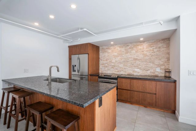 727 Sapphire St 312, San Diego, CA 92109
