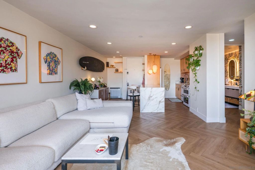 727 Sapphire St 312, San Diego, CA 92109