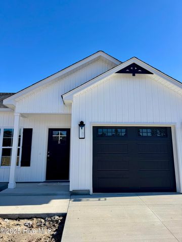 117 Lady O Drive B, Greenville, NC 27834