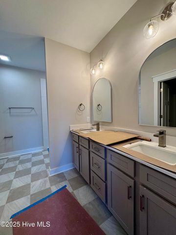 117 Lady O Drive B, Greenville, NC 27834