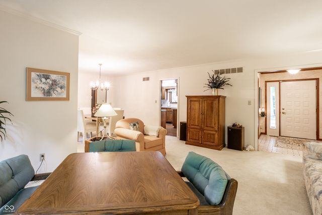 8834 Swiftsail Circle, Indianapolis, IN 46256