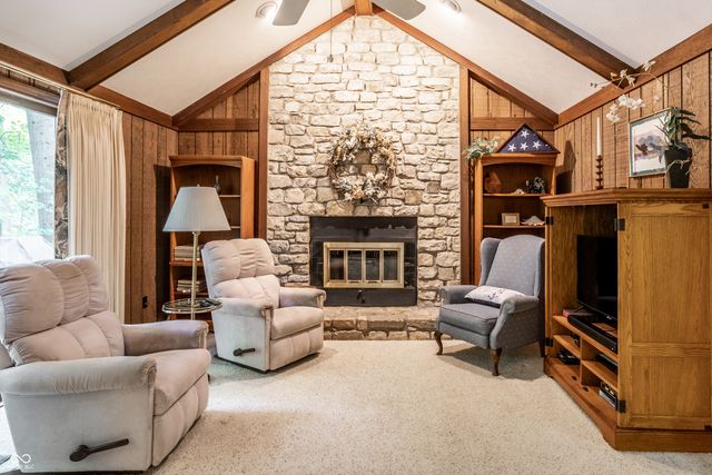 8834 Swiftsail Circle, Indianapolis, IN 46256