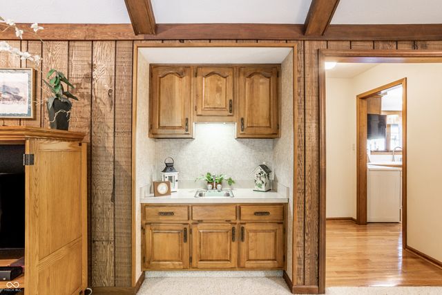 8834 Swiftsail Circle, Indianapolis, IN 46256
