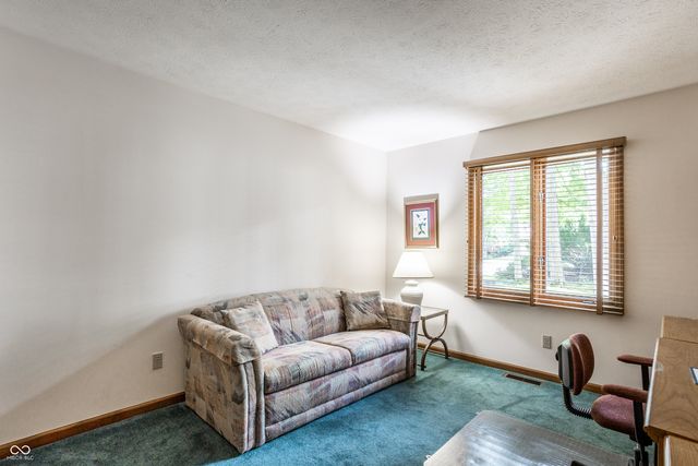 8834 Swiftsail Circle, Indianapolis, IN 46256