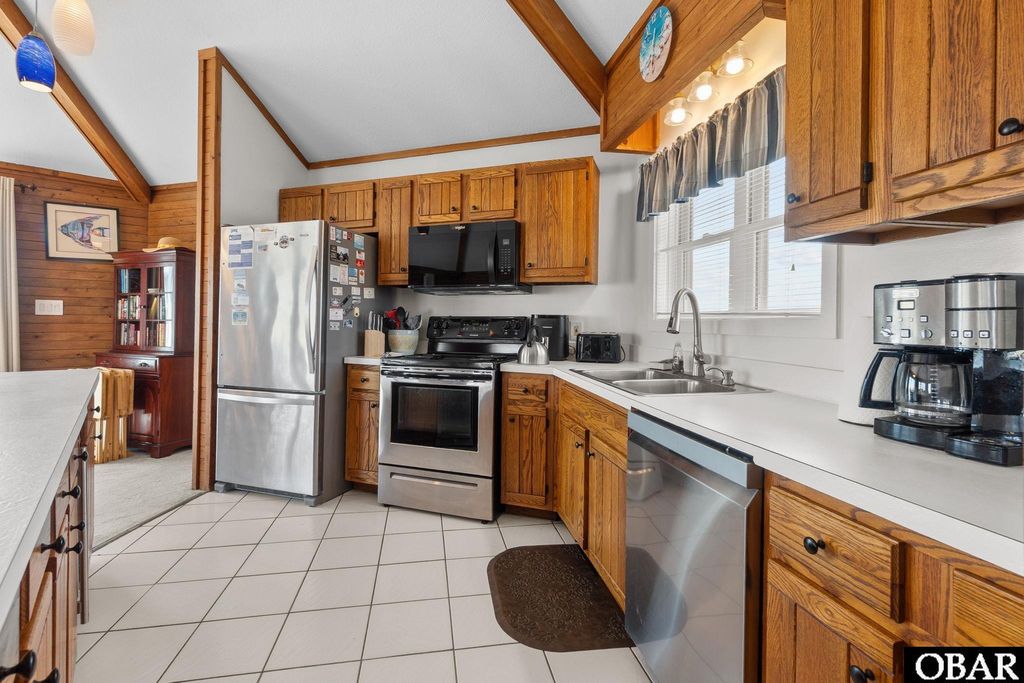 Image 4 of property listing at 2079 Sandfiddler Road Lot 37, Corolla, NC 27927