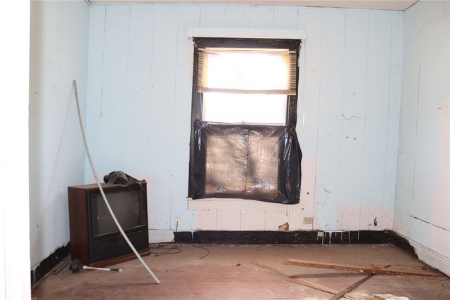 417 N Scullin Avenue, Denison, TX 75020