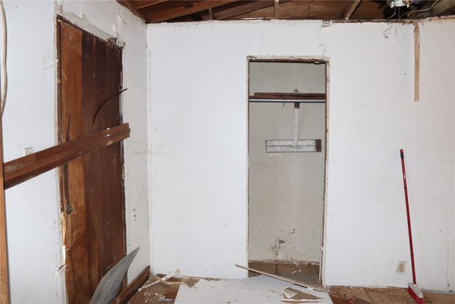 417 N Scullin Avenue, Denison, TX 75020