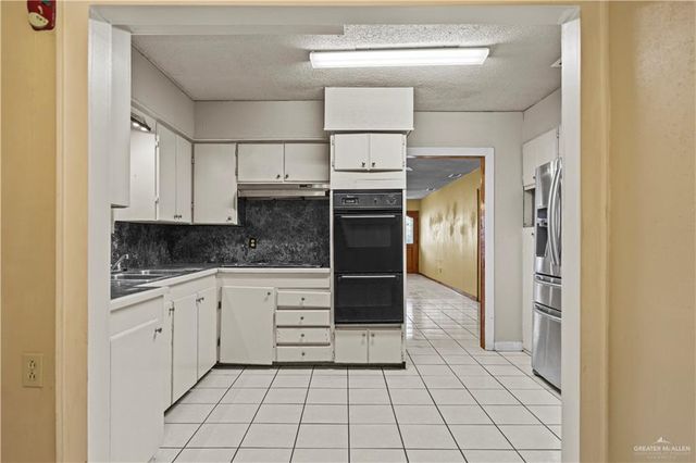 1005 S 3rd S Avenue, Edinburg, TX 78539