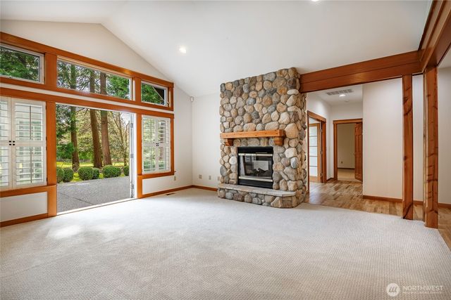8606 Great Horned Owl Lane, Blaine, WA 98230