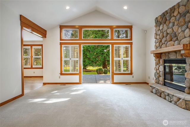 8606 Great Horned Owl Lane, Blaine, WA 98230