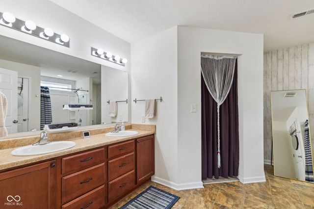 2509 Cedarmill Drive, Franklin, IN 46131