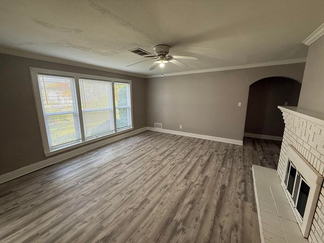 2910 MEXICO GRAVEL RD A, Columbia, MO 65202