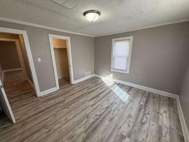 2910 MEXICO GRAVEL RD A, Columbia, MO 65202