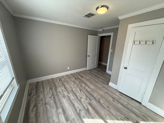 2910 MEXICO GRAVEL RD A, Columbia, MO 65202