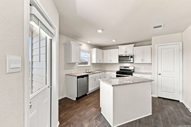 13611 Whisper Ranch, San Antonio, TX 78252