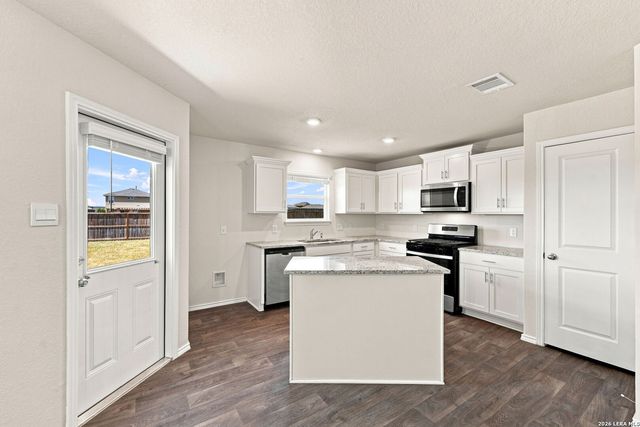 13611 Whisper Ranch, San Antonio, TX 78252