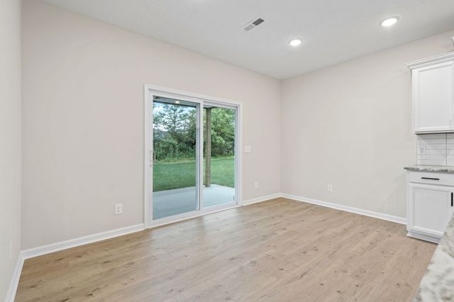 217 Wesson Dr, Clarksville, TN 37043