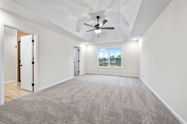 217 Wesson Dr, Clarksville, TN 37043