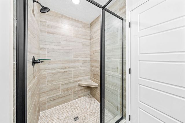 217 Wesson Dr, Clarksville, TN 37043