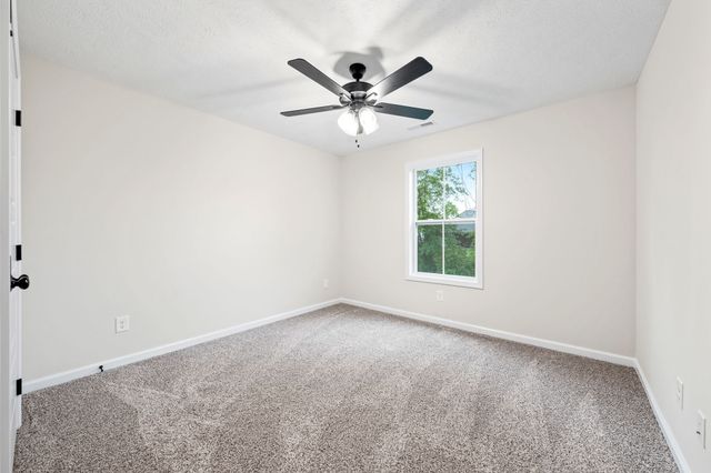 217 Wesson Dr, Clarksville, TN 37043