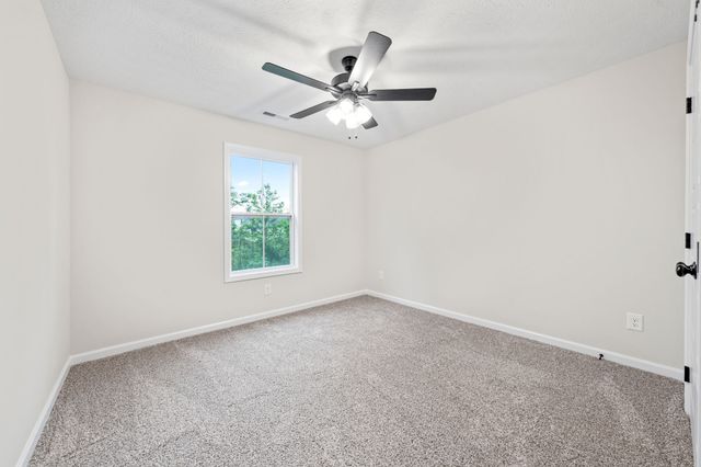 217 Wesson Dr, Clarksville, TN 37043
