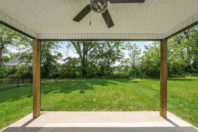 217 Wesson Dr, Clarksville, TN 37043