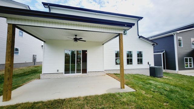 217 Wesson Dr, Clarksville, TN 37043