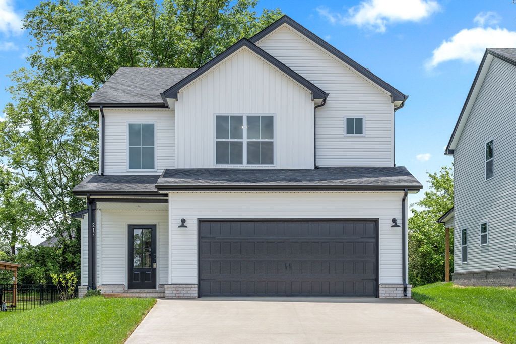 217 Wesson Dr, Clarksville, TN 37043