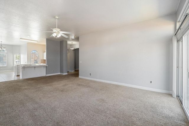 5876 W Acacia Avenue, Fresno, CA 93722