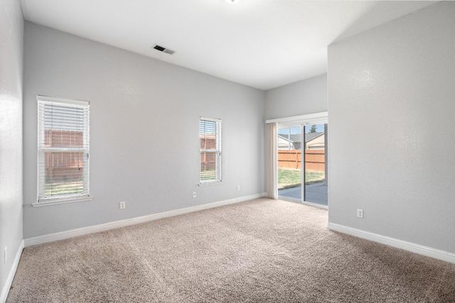 5876 W Acacia Avenue, Fresno, CA 93722