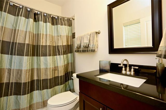 948 W 24th Street, Houston, TX 77008