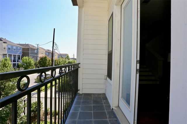 948 W 24th Street, Houston, TX 77008
