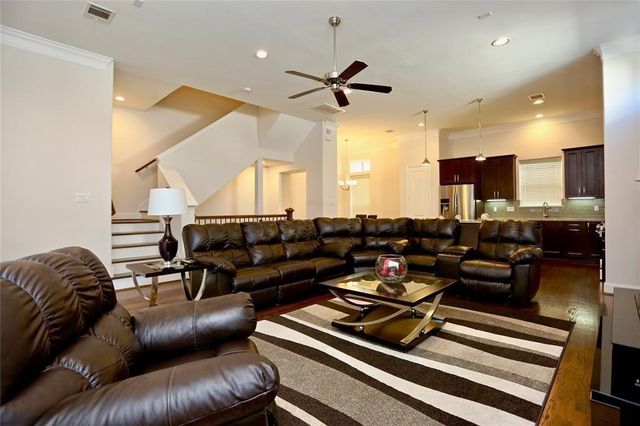 948 W 24th Street, Houston, TX 77008