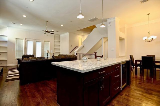 948 W 24th Street, Houston, TX 77008