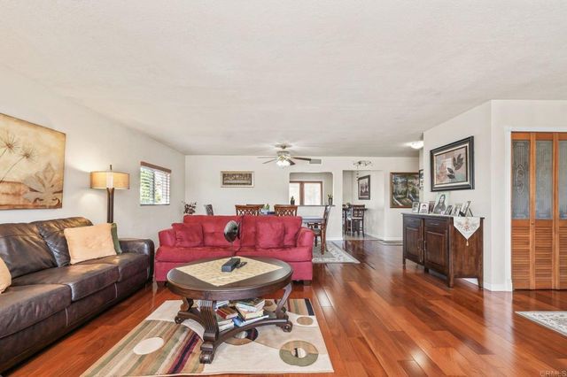 10436 Bedfont Circle, Mira Mesa, CA 92126