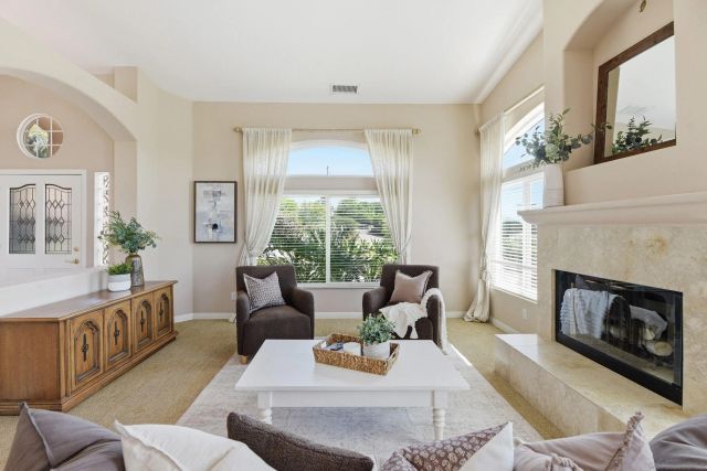 3295 Via Loma Vista, Escondido, CA 92029
