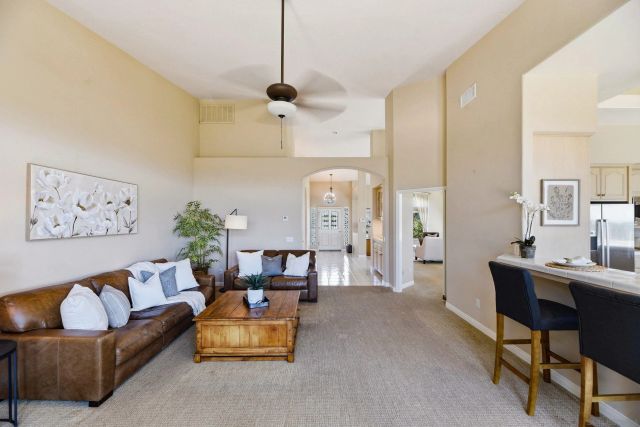 3295 Via Loma Vista, Escondido, CA 92029