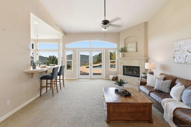 3295 Via Loma Vista, Escondido, CA 92029