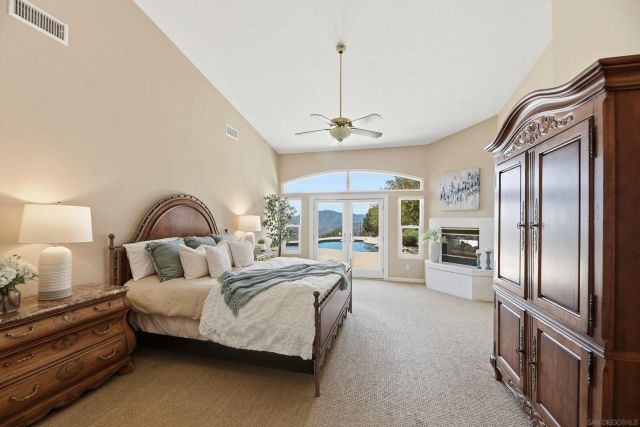 3295 Via Loma Vista, Escondido, CA 92029