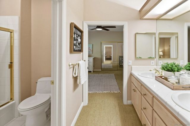 3295 Via Loma Vista, Escondido, CA 92029