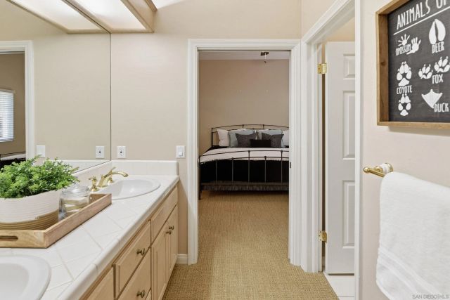 3295 Via Loma Vista, Escondido, CA 92029