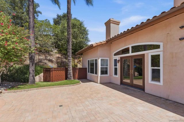 3295 Via Loma Vista, Escondido, CA 92029