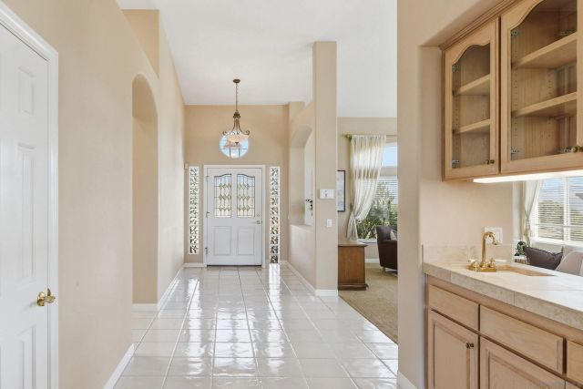 3295 Via Loma Vista, Escondido, CA 92029