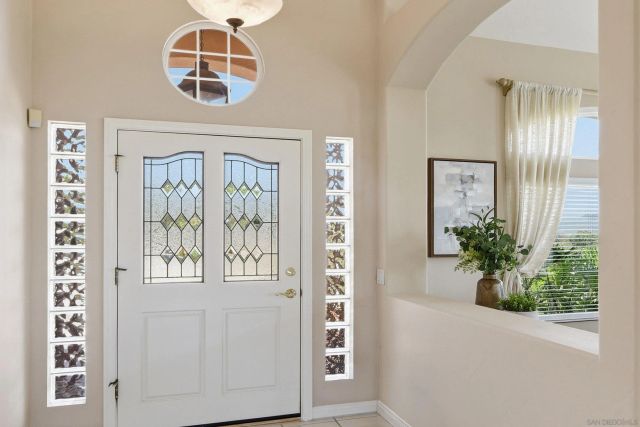3295 Via Loma Vista, Escondido, CA 92029